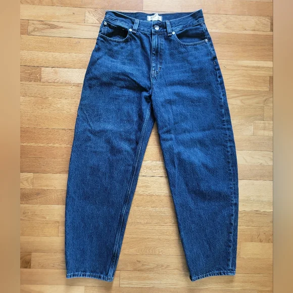 Like New Madewell Arc (Barrel / Balloon Shape) Jeans In Owsley Wash - Picture 1 of 9